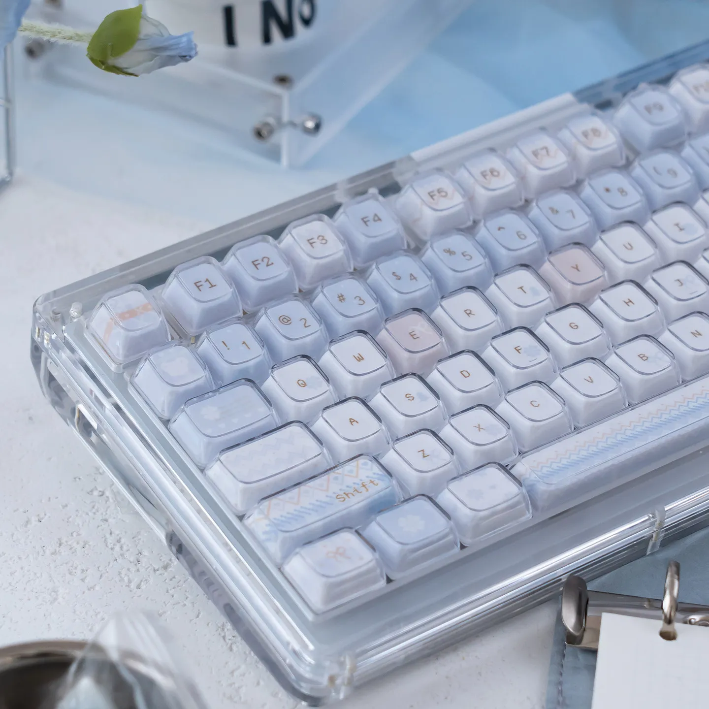 URE Winter Letter Crystal Keycaps Dye-Sub KDA Profile PBT+PC Keycaps Blue Jelly Keycaps For MX Cherry Mechanical Keyboard