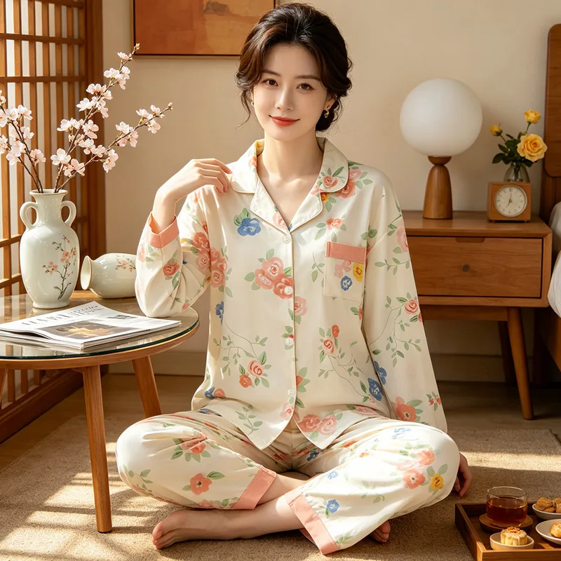 Elegant and Gentle Mom-style Pajamas for Autumn, Cotton-like Loose Pajama Set for Ladies, Home Wear, Long-sleeved Two-piece Set