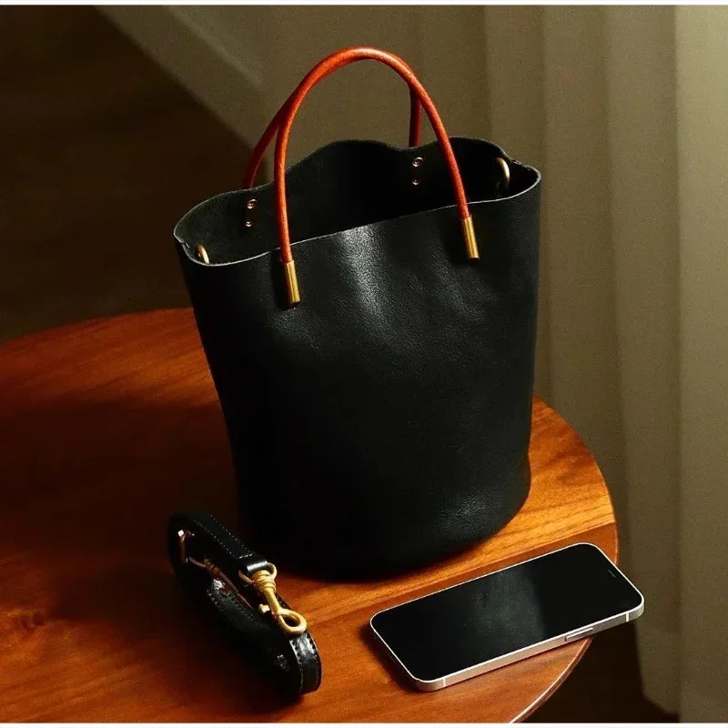 Soft Leather Retro Single-shoulder Handbag Women's Bucket Bag Large Capacity Fashionable Personality All-matching Solid Simple