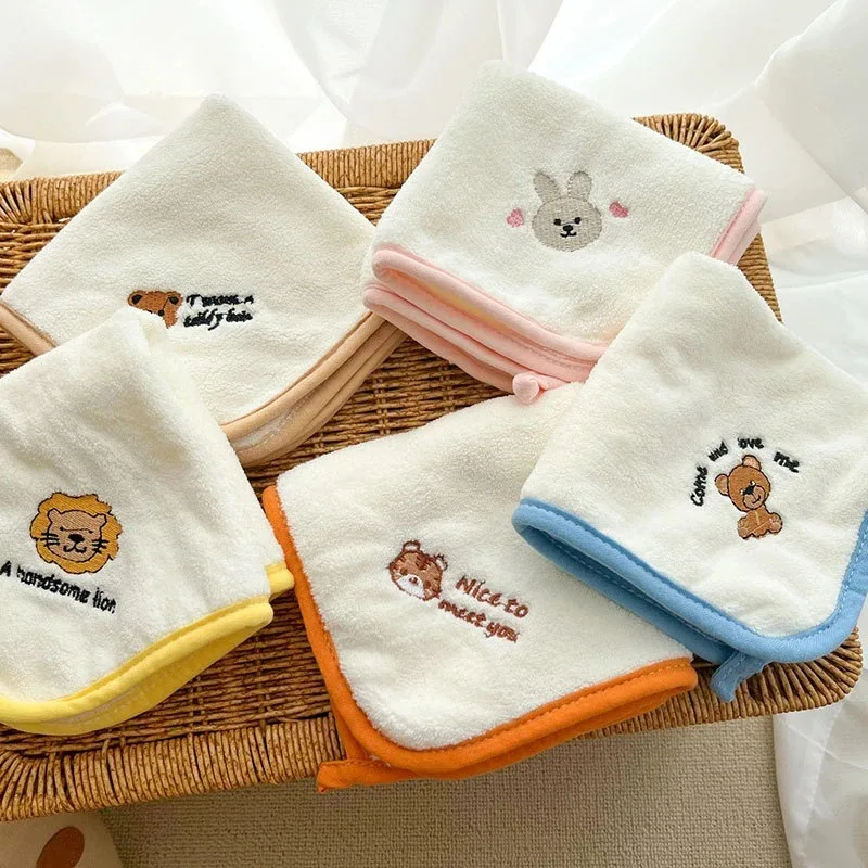 5pcs Baby Face Towels, 25x25cm Coral Fleece Squares, Ultra Soft Skin-Friendly Absorbent Burp Cloths, Reusable Drool Towels for N