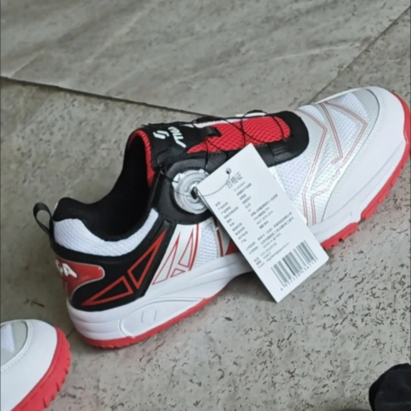 Professional Table Tennis Shoes Men Women Brand Badminton Shoes Unisex Quick Lacing Indoor Court Shoe Wearable Tennis Shoes