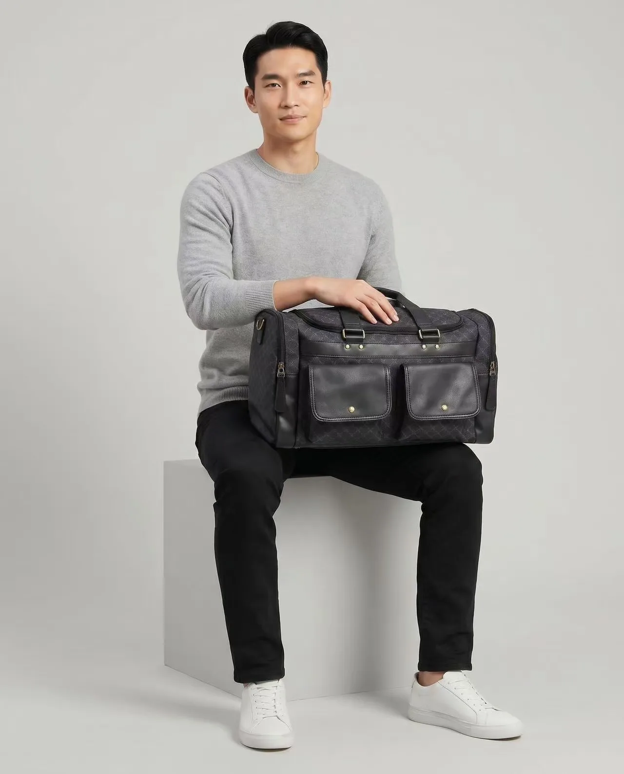 New Design Large Travel Bag Multi-functional Casual Fitness Boarding Fashion Capacity Duffel Bag