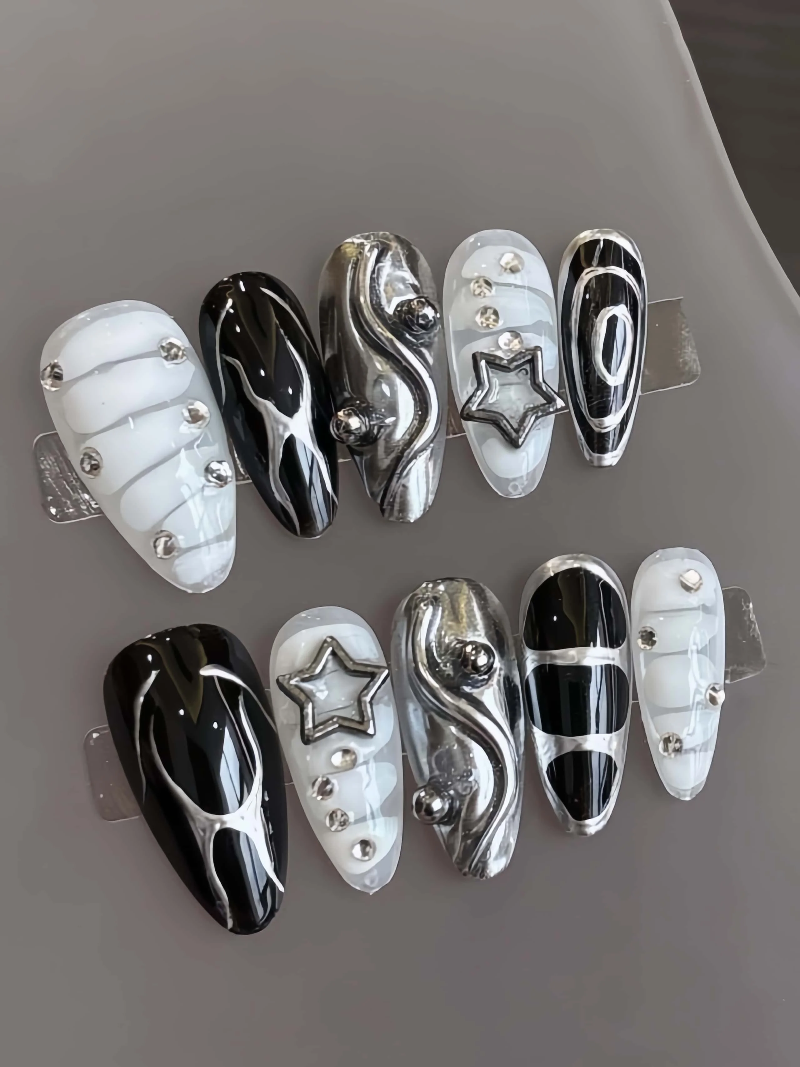 10 Pieces of Handmade Almond-Shaped Full-Cover Nail Tips, Medium Length, Black, White, and Silver Color Scheme, Y2K Functional Sweet-Cool Style, Suitable for Women and Girls, Perfect for Summer Vacations, Graduation Season, and as a Gift, Comes with 1 Piece of Jelly Glue and 1 Nail File