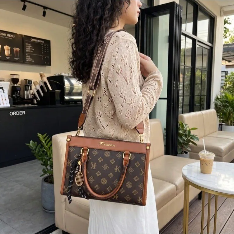 Elegant Leather Crossbody Bag For Women - Luxury Brand Shoulder Handbag With Embossed Logo And Zip Pockets