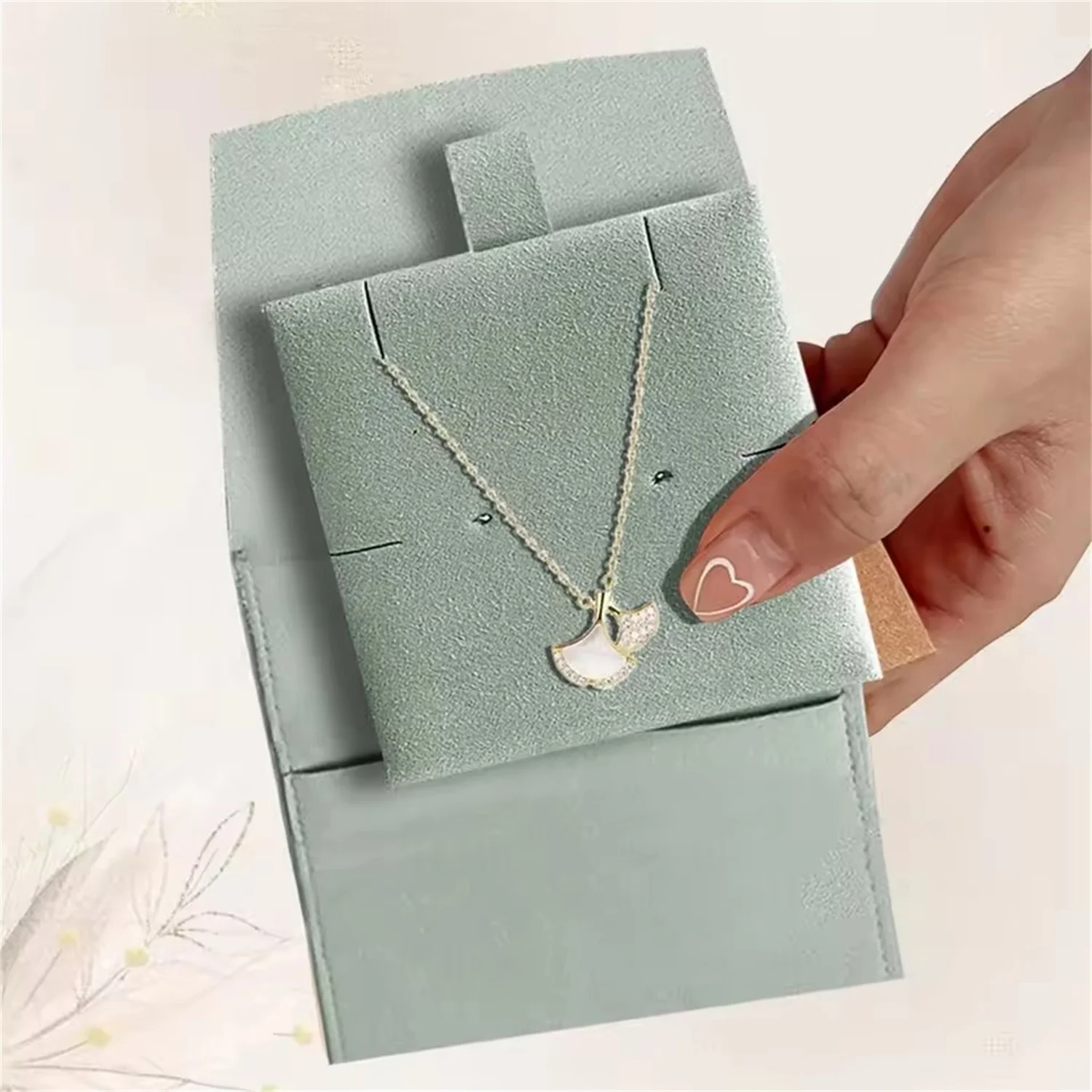 8x8 CM Jewelry Pouch with Insert Pad 20 Sets Luxury Microfiber Jewelry Package Gift Bag for Necklace Rings Earrings