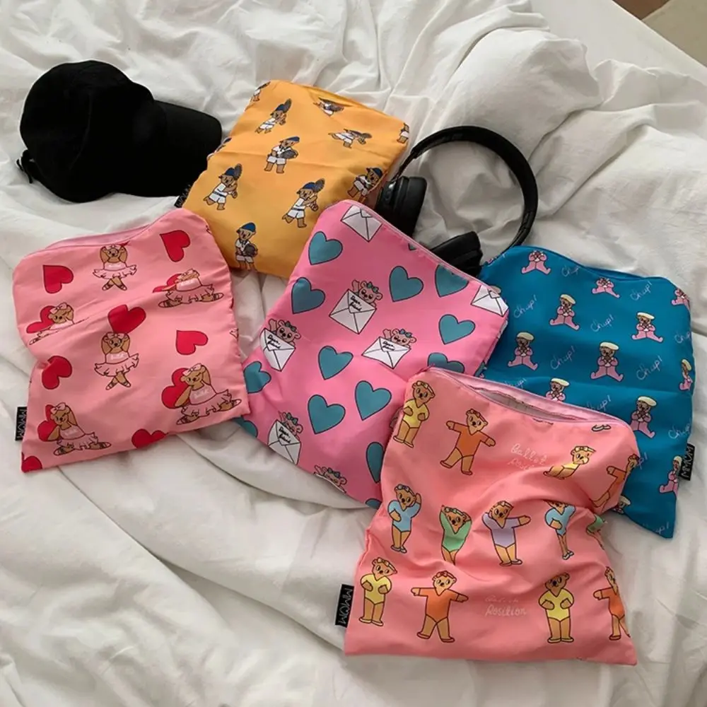 Fashion Kawaii Makeup Bag Large Capacity Bear Pattern Stationery Bag Portable Cartoon Storage Bag