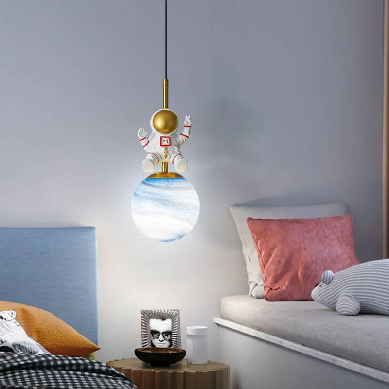 Creative Nordic Minimalist Children's Room Headboard Astronaut Pendant Lamp Luxury Study Bedroom Decoration Small Pendant Light
