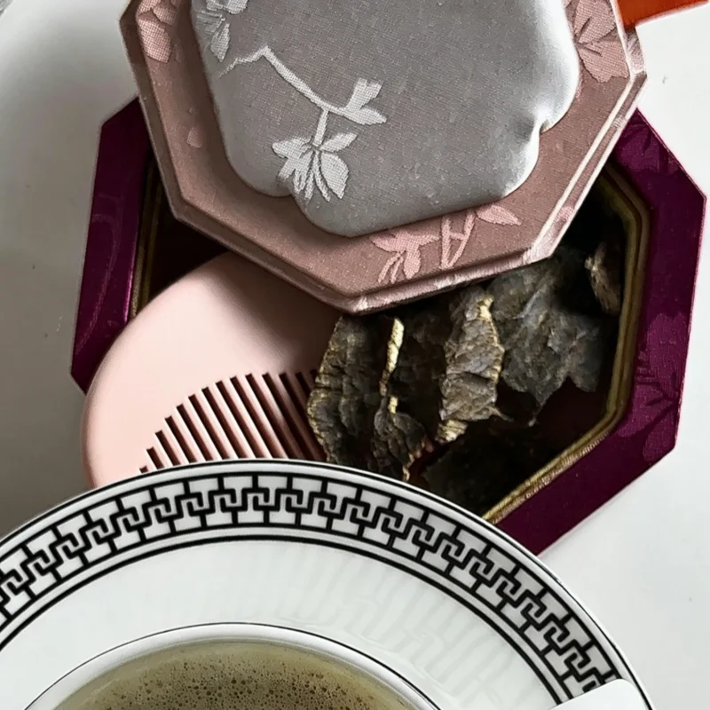 Premium Silk Antique Jewelry Viewing Tray  Collectors Display for Jade, Agate, Bracelets, and Gemstones