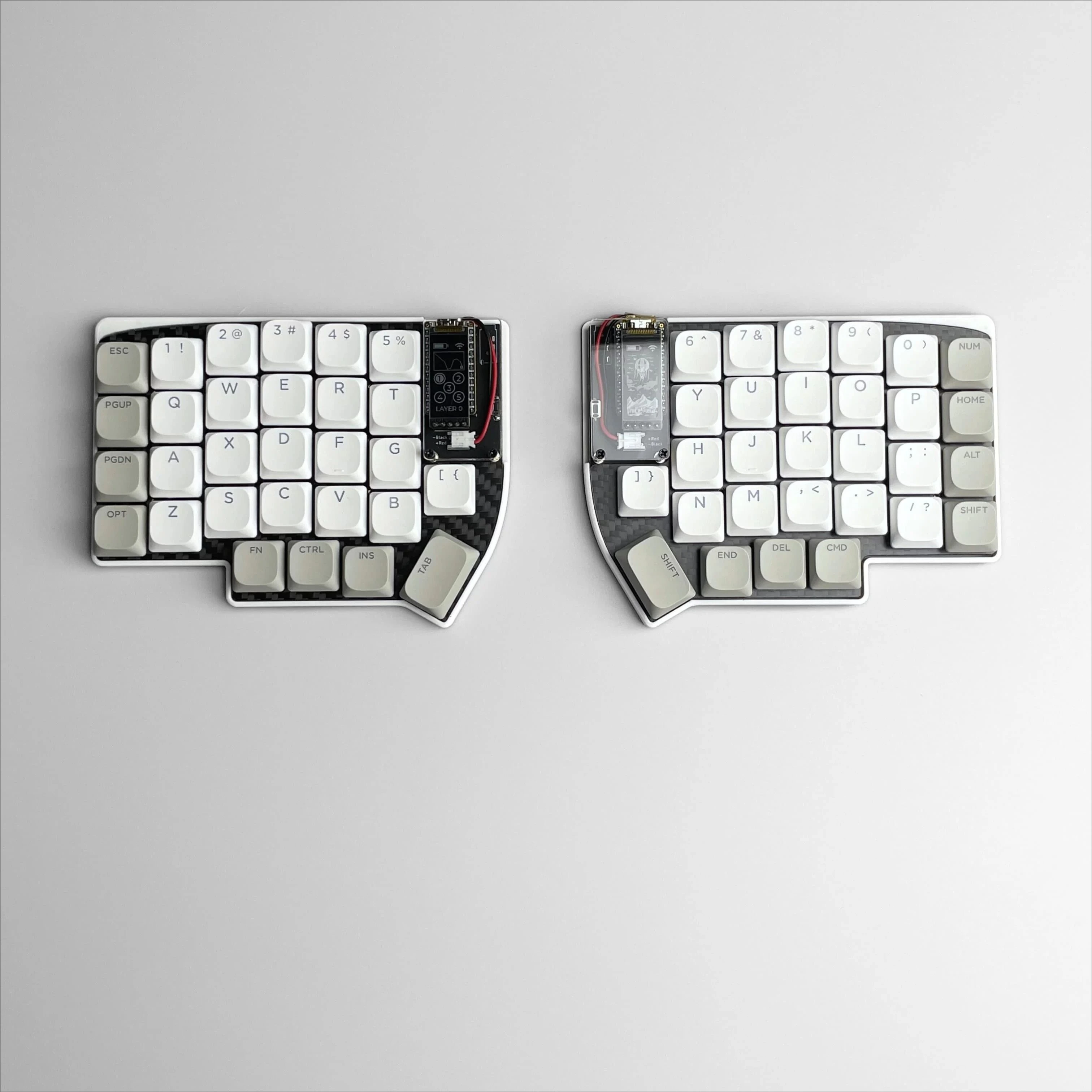 Low-profile Wireless Bluetooth Split Keyboard ZMK Firmware 2.4G Remappable Keys Vibe Coding Kit Screen Wireless