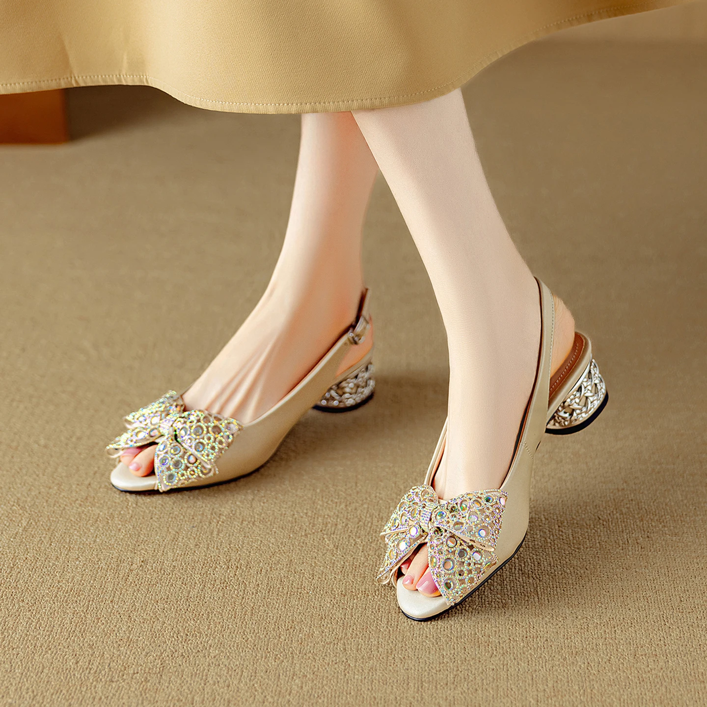 Handmade Genuine Leather Women Shoes Bowknot Women Pumps Sexy Square Toe Strange High Heels Party Prom Shoes Heels sandals