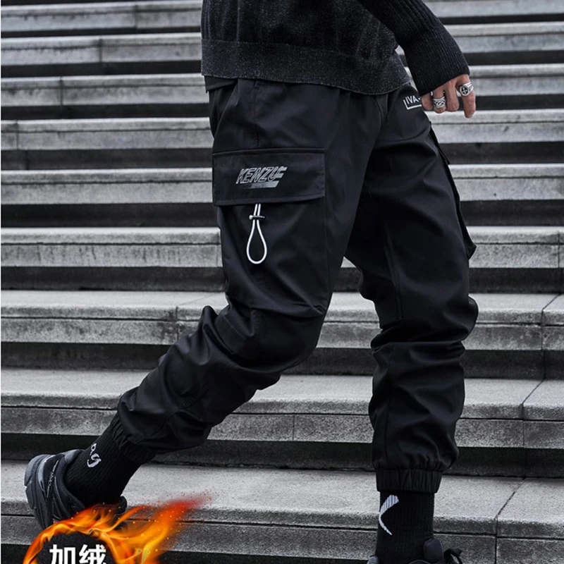 Winter Men's Fleece Lined Cargo Jogger Pants Letter Print Label Patch Multi Pocket Elastic Cuff Hip Hop Streetwear Warm Trousers