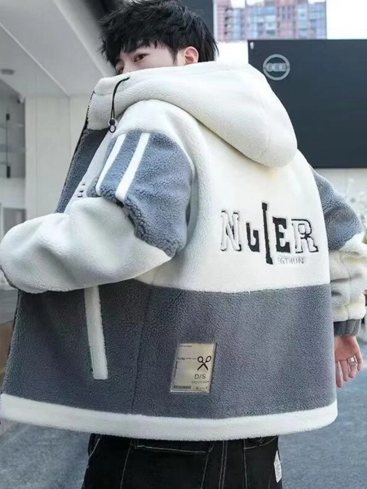 No image